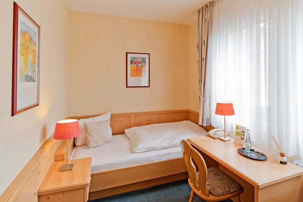 Hotel Bergischer Hof Windeck Eksteriør bilde